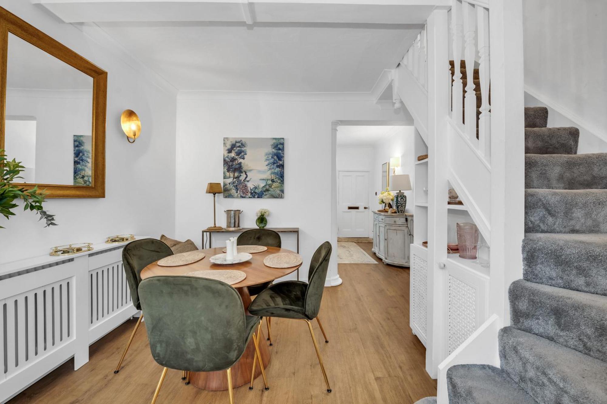 Charming Church Walk, Long Melford - 2 Bedroom Property With Parking Eksteriør bilde